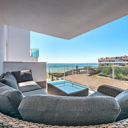 New Beach Front Apartment With Large Balcony Torrox Esterno foto
