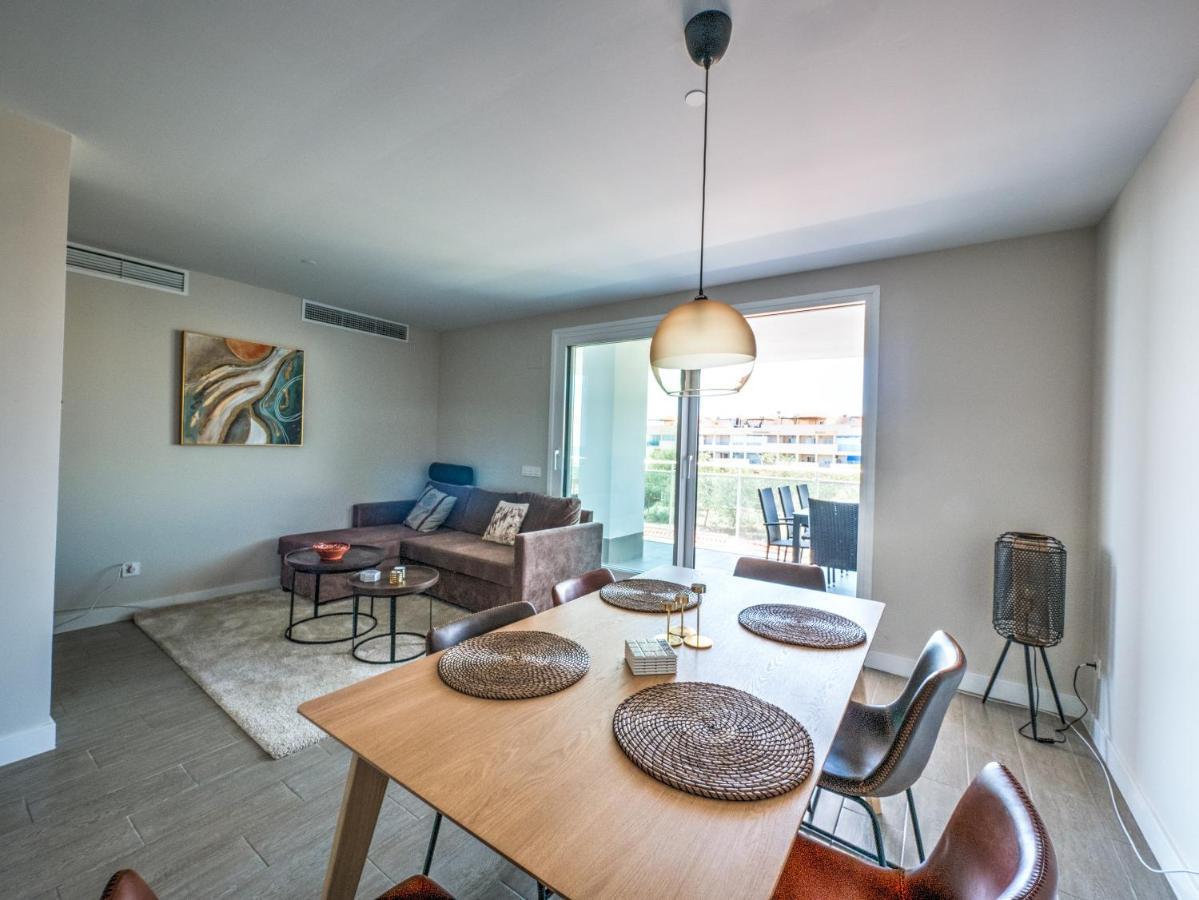 New Beach Front Apartment With Large Balcony Torrox Esterno foto